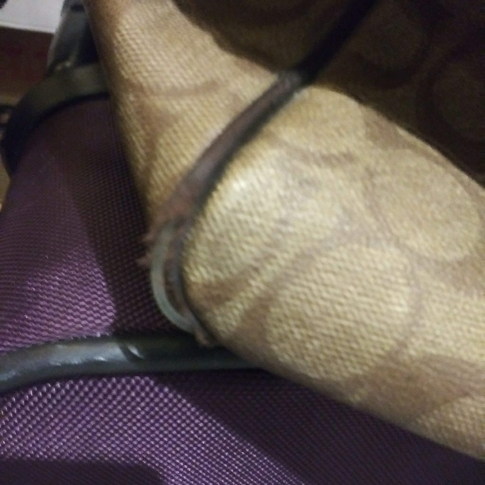 Coach Duffle - Picture 2 of 2